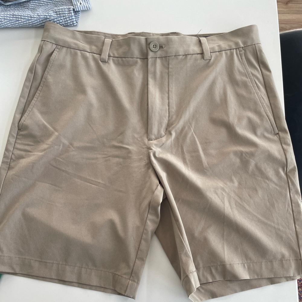 Another pair of vineyard vines shorts!